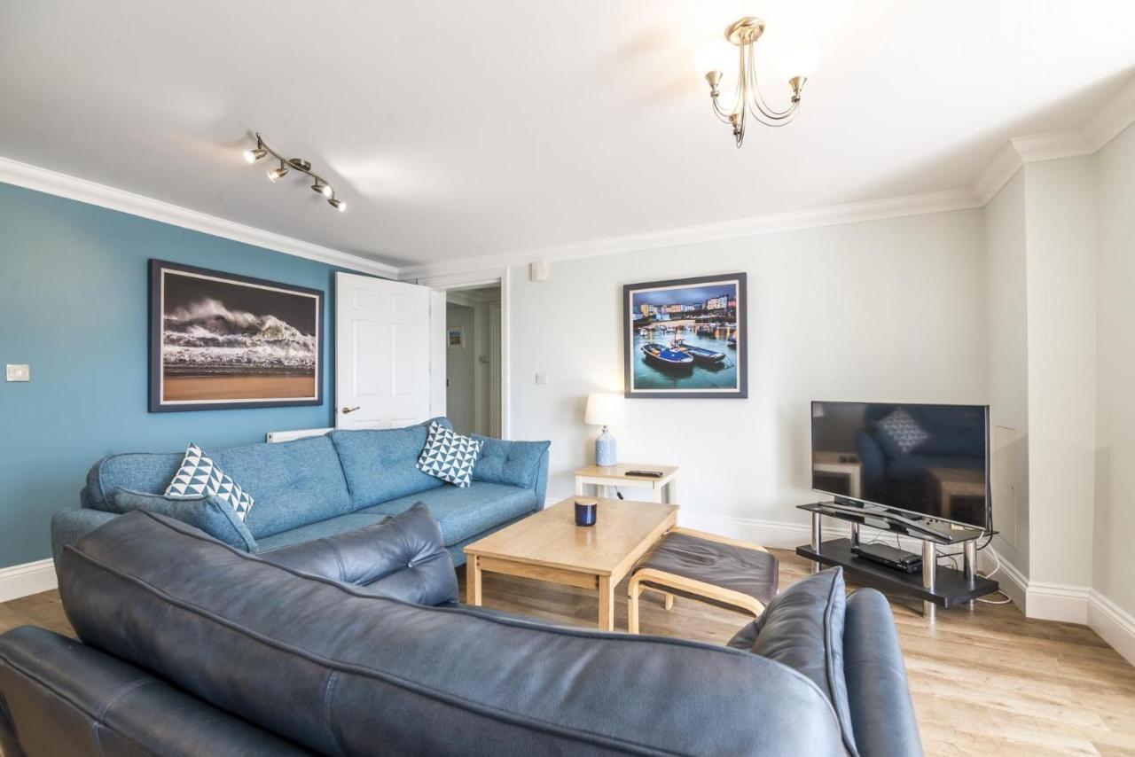 Bryn Y Mor - 2 Bedroom Apartment - Tenby Exterior foto